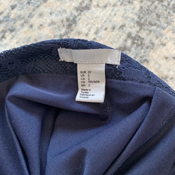 H&M Pleated Lace Overlay Midi Skirt - Picture 6 of 7